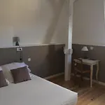 Hotel La Saint Pierre 2*