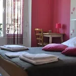 La Saint Pierre Hotel 2*