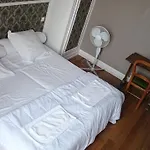 Hotel La Saint Pierre 2*