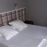 La Saint Pierre Hotel