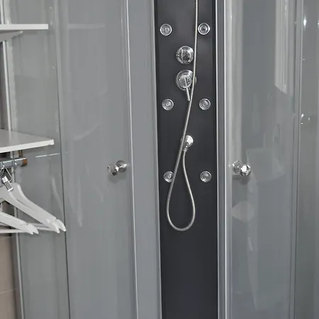 La Saint Pierre فندق 2*