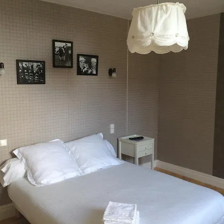 La Saint Pierre فندق إيبيرني