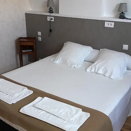 فندق La Saint Pierre 2*