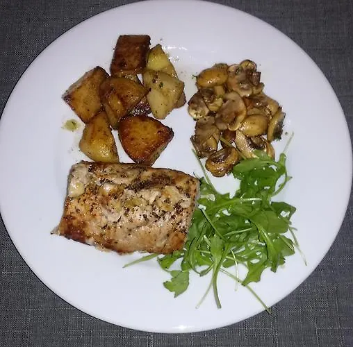 La Saint Pierre 호텔 2*