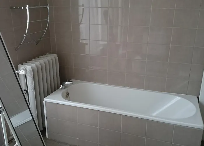 La Saint Pierre 호텔 2*